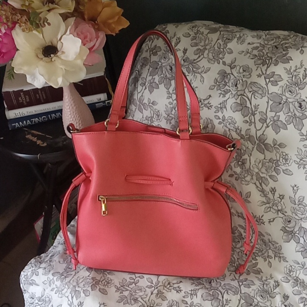 Neiman Marcus Handbag - Picture 14 of 16